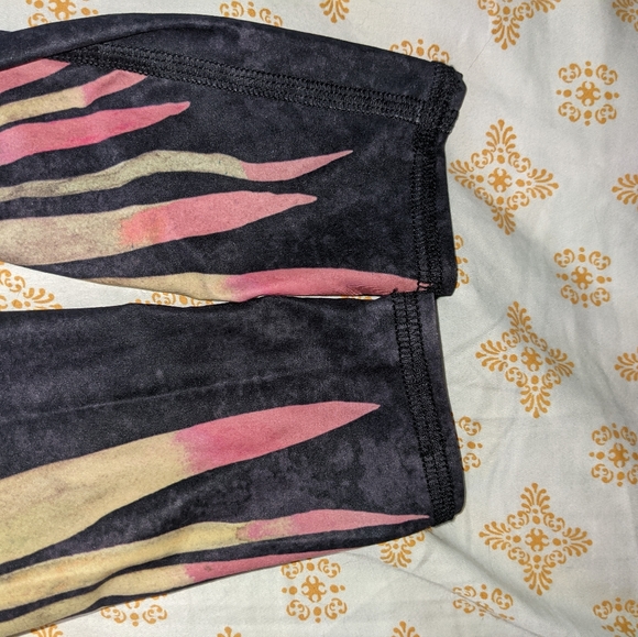 Teeki Jungle Eyes Hot pants Size XS - Picture 1 of 5
